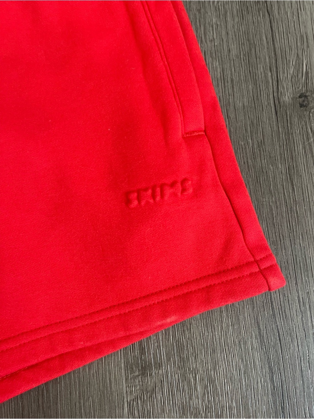 NWT SKIMS Cotton Fleece Classic Short in Ruby sz S - RARE - Picture 3 of 7